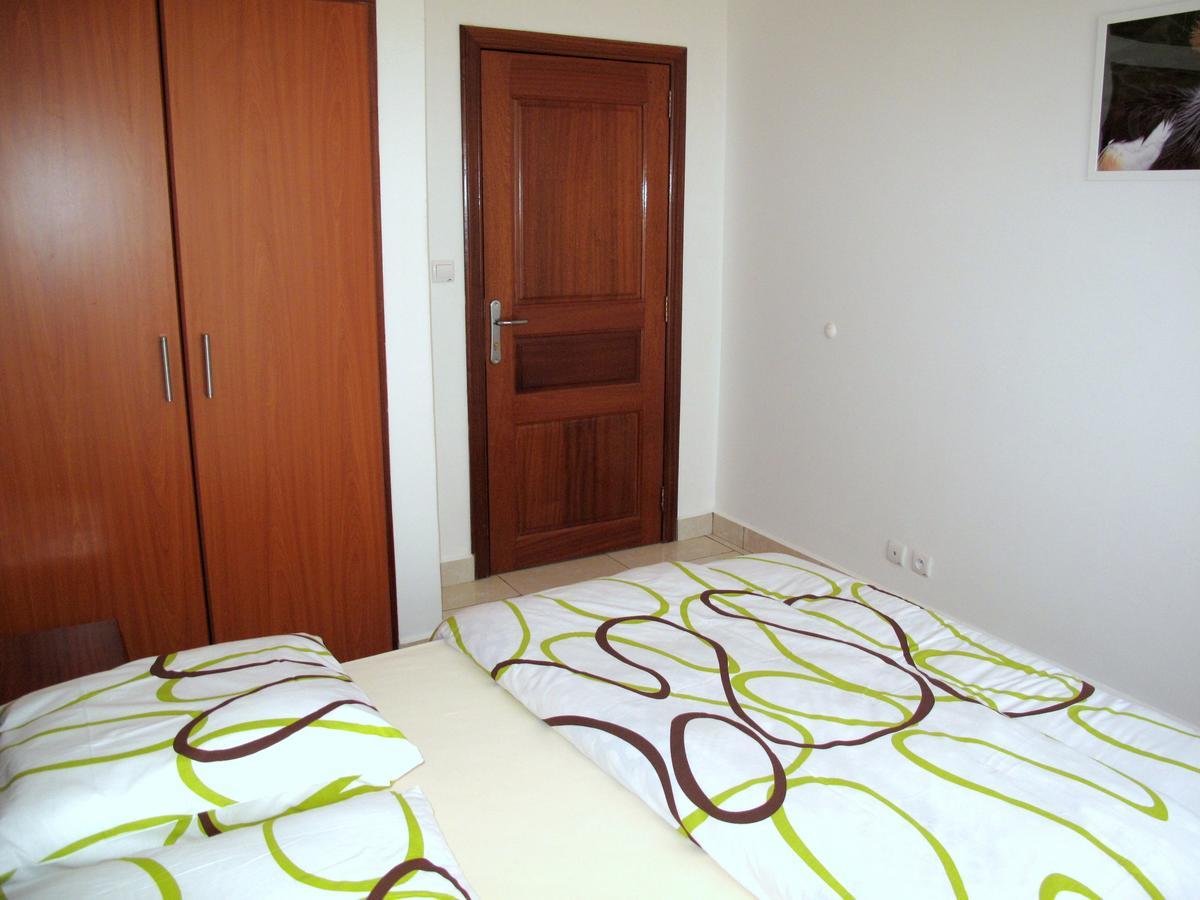 Hotel Maisons-Sifa Butare Exteriör bild