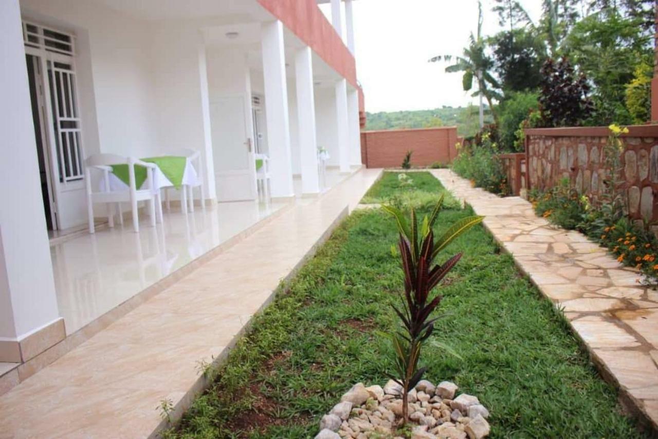 Hotel Maisons-Sifa Butare Exteriör bild